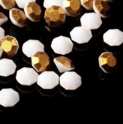 Lot (100) ss20 vintage gold topped white round Austrian D.S glass rhinestones