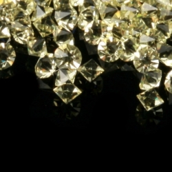 Lot (600) 3mm Austrian D.S vintage brilliant cut jonquil glass rhinestones