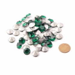 Lot (62) 11mm Czech vintage foiled Emerald green round chaton faceted glass rhinestones