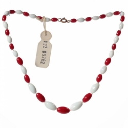 Vintage 15" hand tied necklace Czech white red gradual oval glass beads