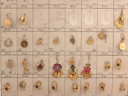 Sample card (58) Art Deco 1920's Czech vintage geometric flower coin earrings