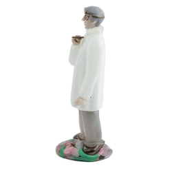 Czech vintage Zelezny Brod school of art glass large dentist figurine