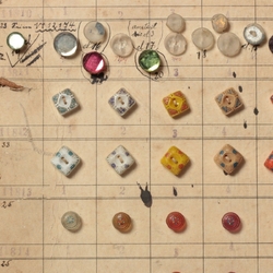 1925 Sample card (164) Czech antique dimi small glass buttons