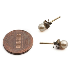 Pair vintage Czech pearl glass bead stud ball earrings 5mm
