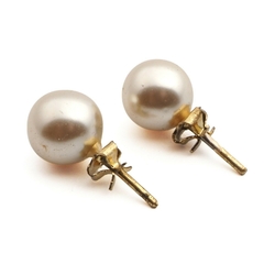 Pair Czech vintage pearl glass bead stud ball earrings 10mm