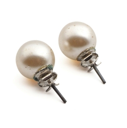 Pair Czech vintage pearl glass bead stud ball earrings