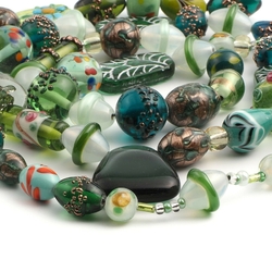 Strand (60) Czech vintage assorted lampwork glass beads