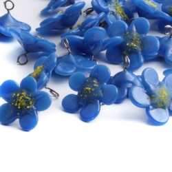 Czech lampwork blue glass flower pendant button bead 