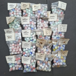 Lot 20 packages Czech retro Vintage swirl glass marbles. Shipping FEDEX priority. - kopie