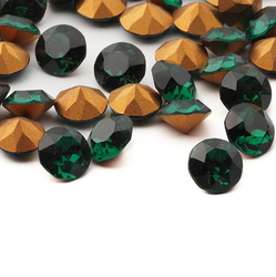 Lot (67) Czech vintage foiled round Emerald green glass rhinestones 10mm