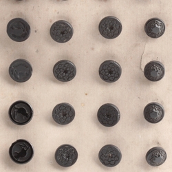 Card (24) antique Victorian Czech geometric floral and mouse dimi black glass buttons 10/12mm