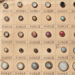 1907 Sample card (127) Czech antique glass buttons