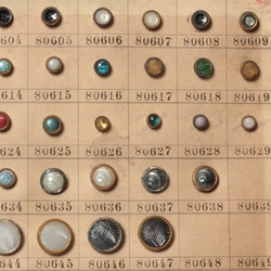 1907 Sample card (127) Czech antique glass buttons