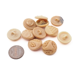 Lot Czech 1920's vintage beige glass buttons 18mm (11)