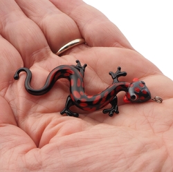 Czech lampwork red black bicolor glass newt pendant bead