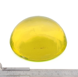 Czech YELLOW uranium glow glass Pyramid 7 cm paperweight ornament Art display - kopie