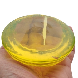 Czech YELLOW uranium glow glass Pyramid 7 cm paperweight ornament Art display - kopie