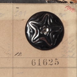 1907 Sample card (53) Czech antique metallic lustre glass buttons Japanese inspired