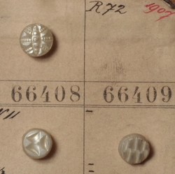 1907 Sample card (149) Czech antique pearl and pewter lustre dimi glass buttons