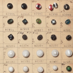 1915 Sample card (151) Czech antique glass buttons