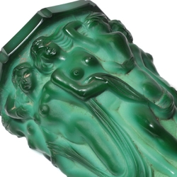 Original rare Vintage Art Deco Czech Schlevogt Ingrid nudes malachite green glass vase