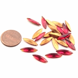 Lot (23) 15x5mm Czech vintage foiled oval navette faceted red glass rhinestones