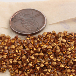 Lot (500) Czech antique foiled topaz round glass rhinestones 2.5mm