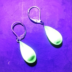 Pair Czech lampwork uranium bicolor teardrop glass bead earrings