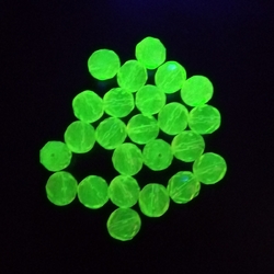 Lot (24) Czech vintage uranium round faceted glass beads 10mm