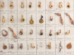1920's Deco technical sample card (63) Czech vintage rhinestone glass bead coin earrings