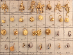 Czech vintage Art Deco technical sample card (55) rhinestone oriental style brass earrings