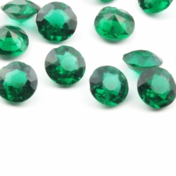 Lot (12) 5mm ss22 Czech Vintage round faceted Emerald green glass rhinestones