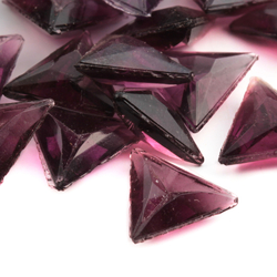 Lot (110) Czech vintage purple amethyst triangle glass rhinestones 10mm