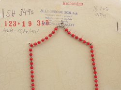 Czech vintage necklace red round white rondelle glass beads