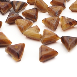 Lot (29) caramel stripe triangle glass beads 14mm vintage Czech