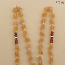 Vintage Czech necklace beige opaline glass beads 