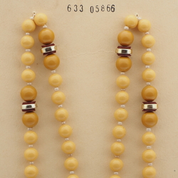 Vintage Czech necklace beige mustard glass beads 
