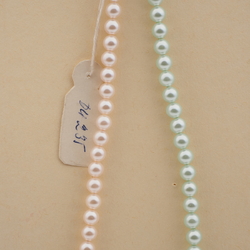 Vintage Czech necklace pearl glass beads gold leaf pendant