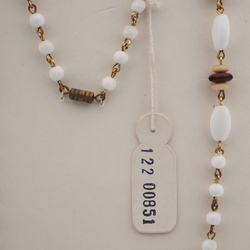 Vintage Czech link chain necklace white black beige glass beads 