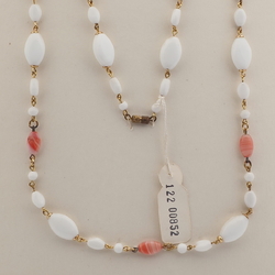 Vintage Czech link chain necklace white oval round pink marble glass beads 