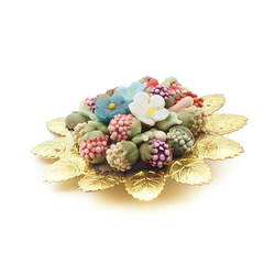 Vintage Czech glass beaded flower berry gold tone pin brooch