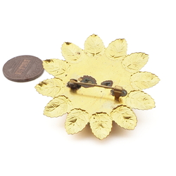 Vintage Czech glass bead flower berry gold tone pin brooch