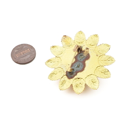 Vintage Czech glass bead berry and flower gold tone pin brooch