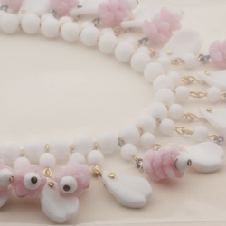 Vintage Czech necklace white round leaf pink flower glass beads