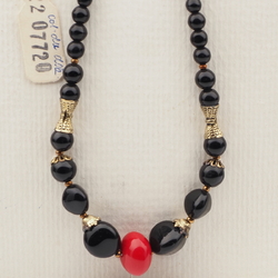 Vintage Czech necklace black red oval round glass beads 18"
