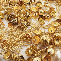 Vintage jewelry findings discount