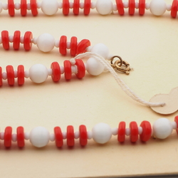 Vintage Czech necklace red white round rondelle glass beads