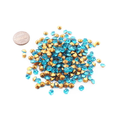 Lot (200) Czech vintage aqua blue foiled round glass rhinestones 6mm