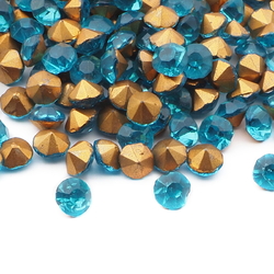 Lot (200) Czech vintage aqua blue foiled round glass rhinestones 6mm