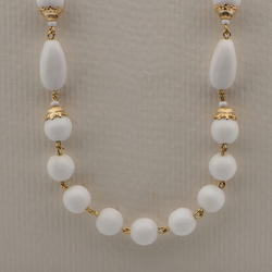 Vintage Czech link necklace white round oval glass beads